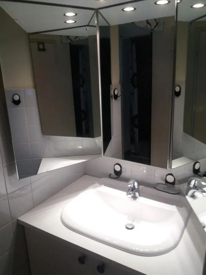 Apartment Geraeumige Zentrumsnahe Altbauwohnung Vienna